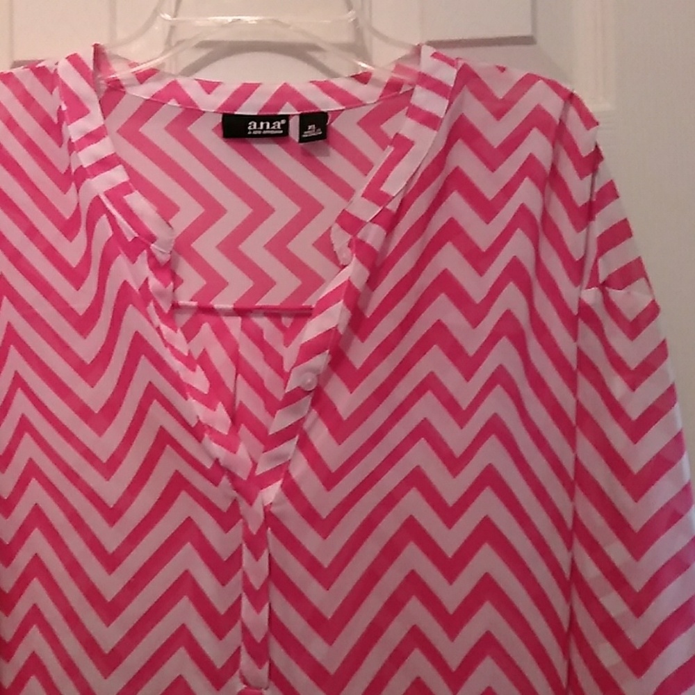 Pink and white chevron top